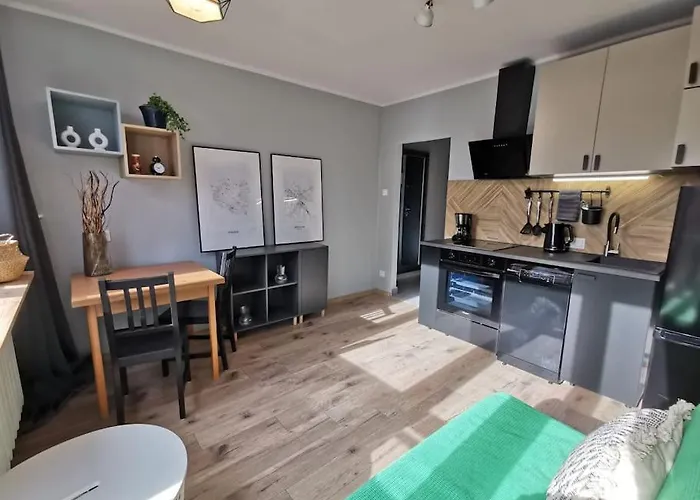 Flat Near Old Town Apartment